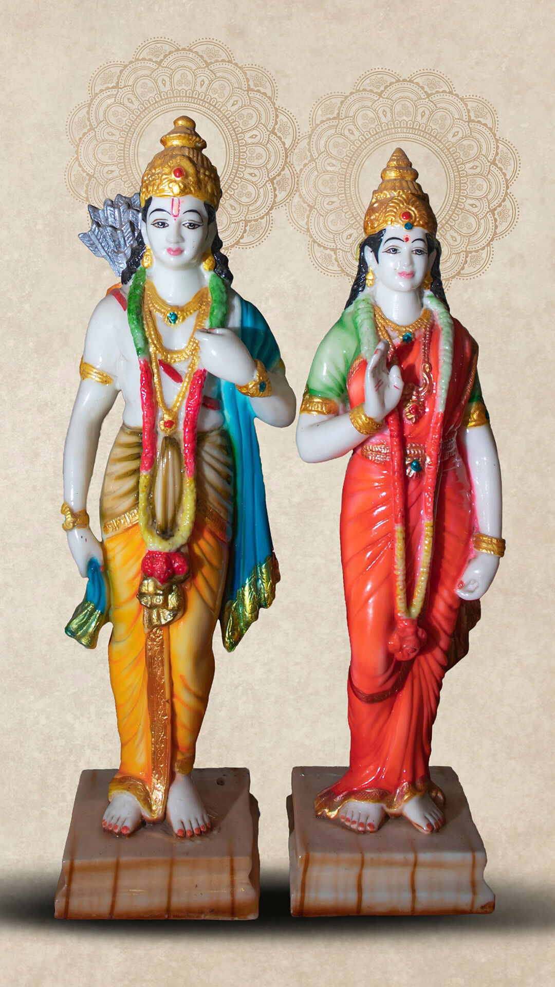 An intricately crafted sculpture of Prabhu Shree Ram and Mata Sita, reflecting divine love and righteousness.